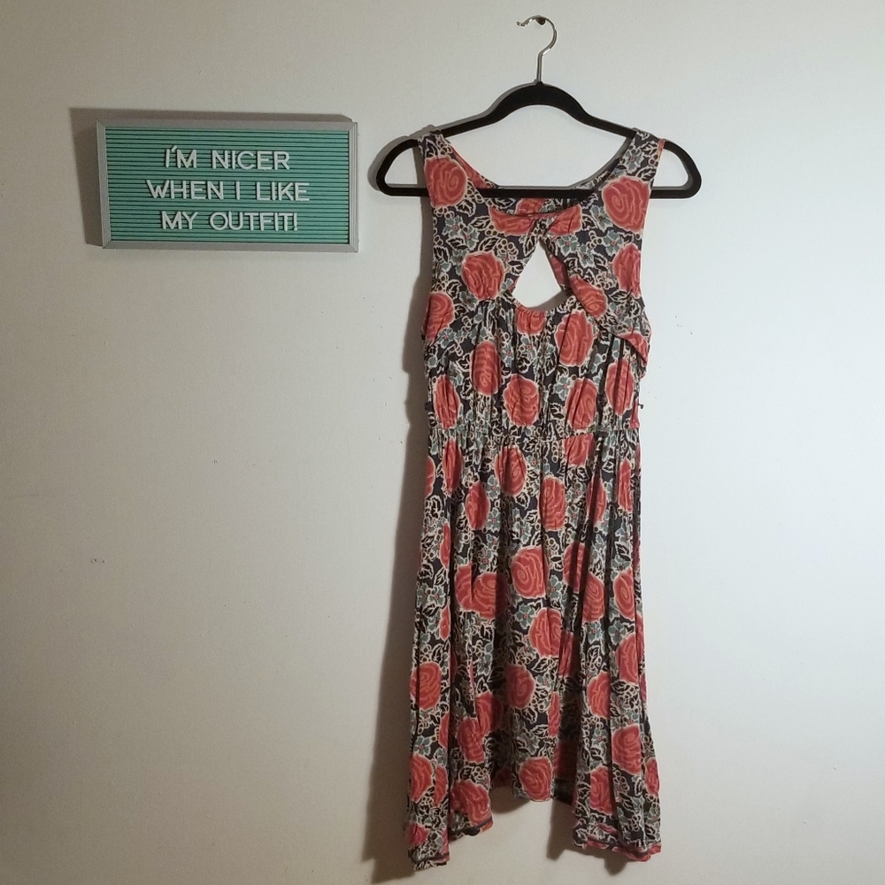 Floral Keyhole Dress